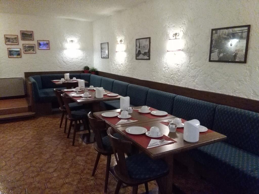 Garni Bucaneve Madonna Kültér fotó